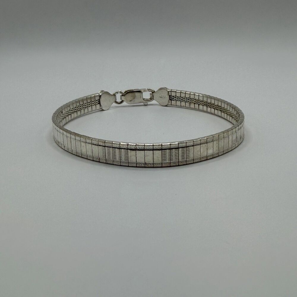925 Sterling Silver Wide Omega Flexible Bracelet 8" 12.4g Flat Chain